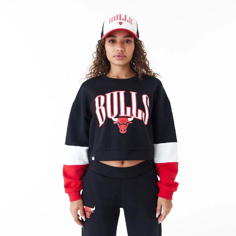 Act Fast Chicago Bulls Womens NBA Colour Block Black Crop Crew Neck Sweatshirt