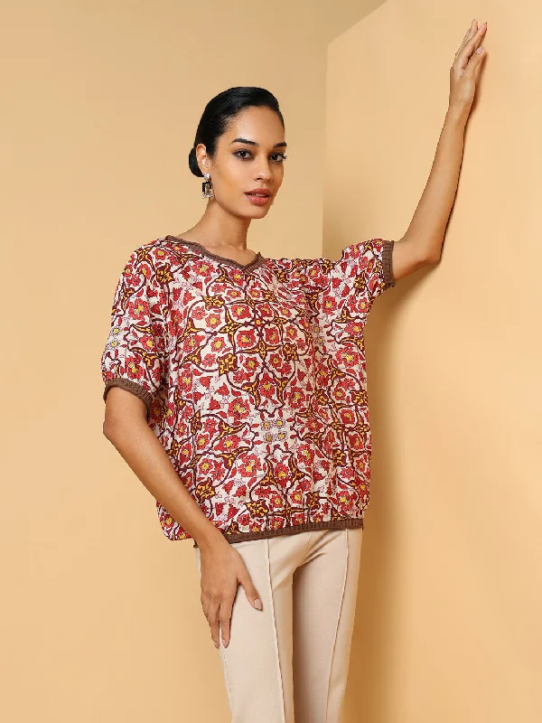Weekend Deals to Brighten Your Day Women Red Graphic Top