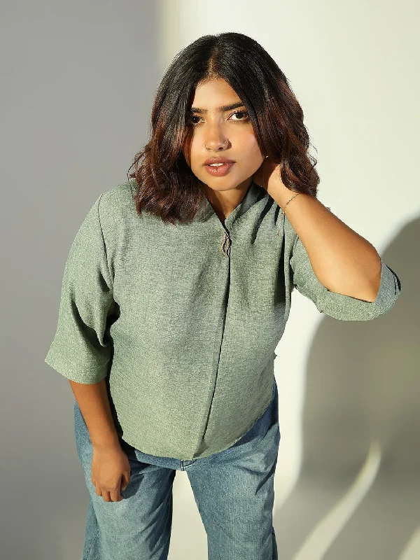 Weekend Bargains Just for You Women Green Solid Top