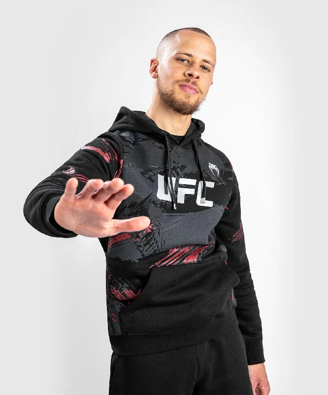 Super Deal UFC Venum Authentic Fight Week 2.0 Men’s Pullover Hoodie - Black/Red
