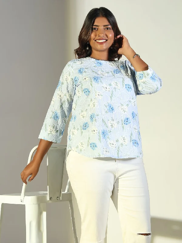 Unwind with Weekend Discounts Women Blue Floral Top