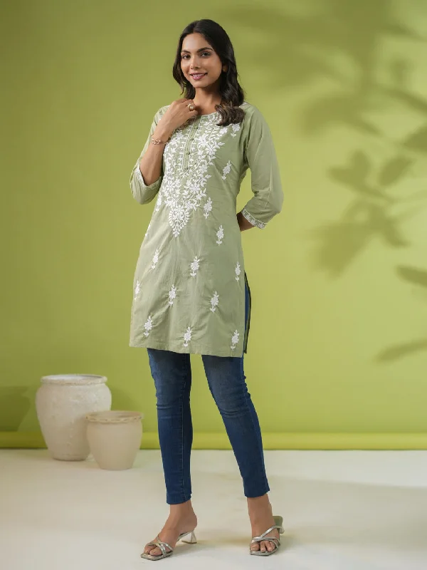 Weekend Specials to Savor Women Sage Cambric Tunic