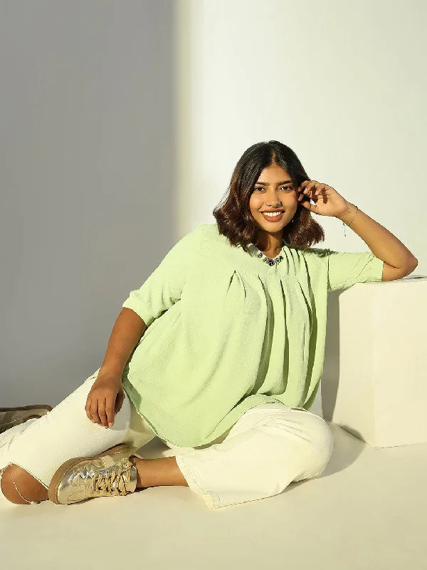 Weekend Savings Spree Women Green Solid A Line Top
