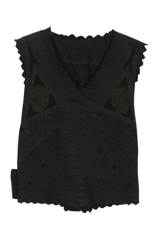 Today Only [WW22603] Issey Miyake | Sleeveless Top