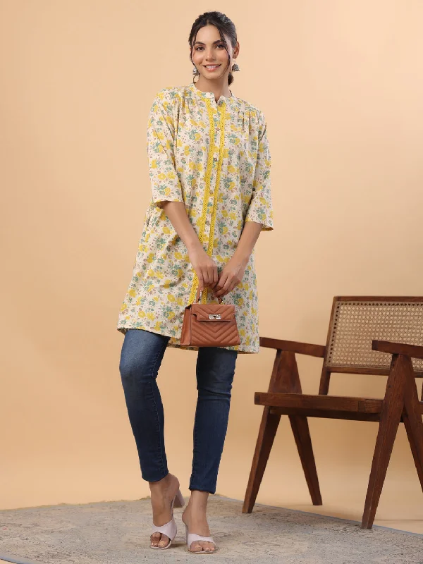 Savings Galore Women Beige Cambric Tunic