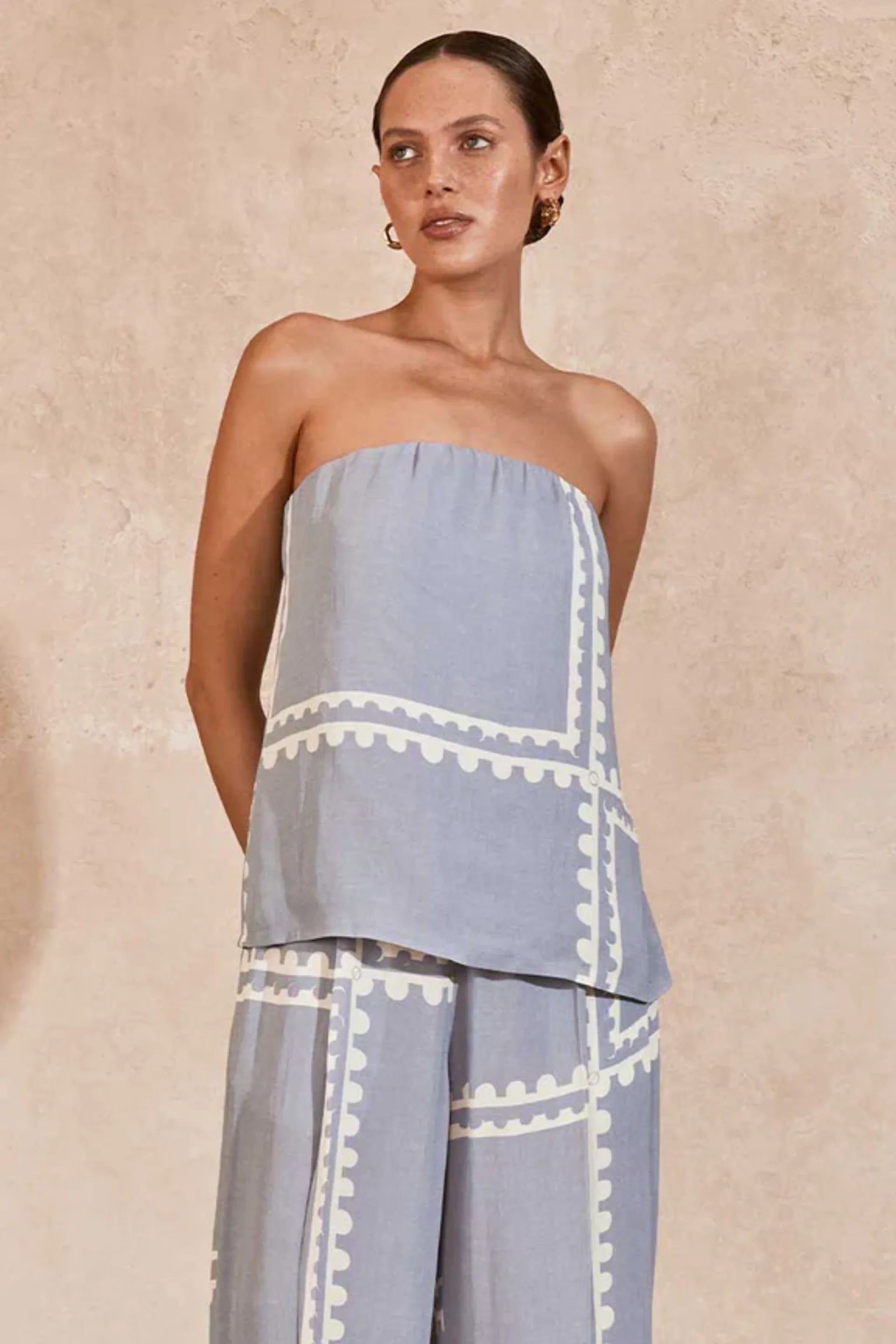 Weekend Shopping Extravaganza Serape Strapless Top