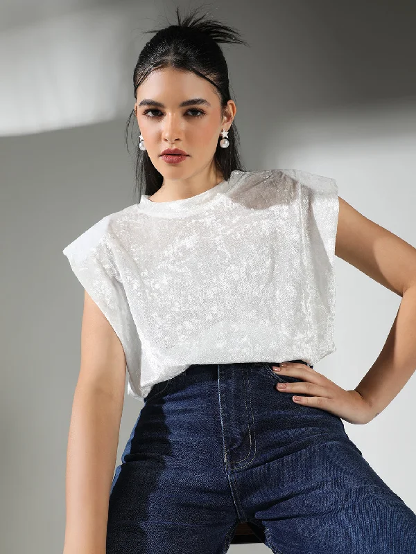 Weekend Discounts to Celebrate Women White Solid Boxy Top