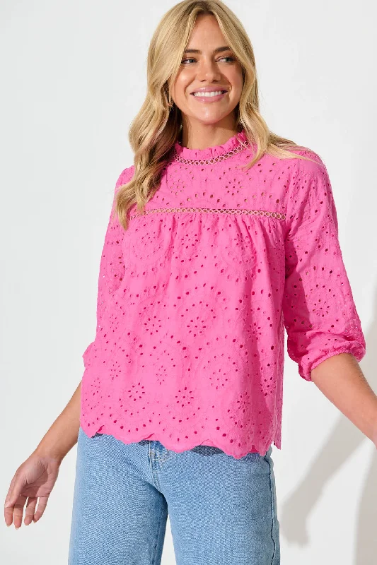 Donia Top In Pink Embroidery Cotton