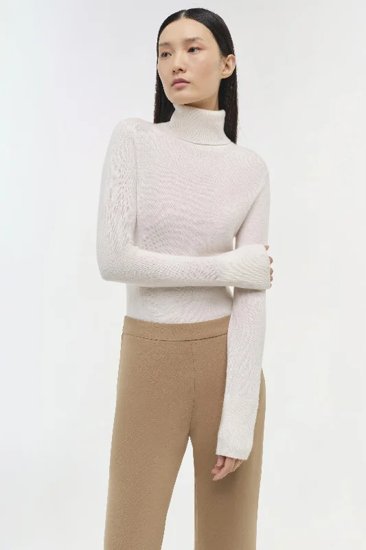 Nuha Turtleneck