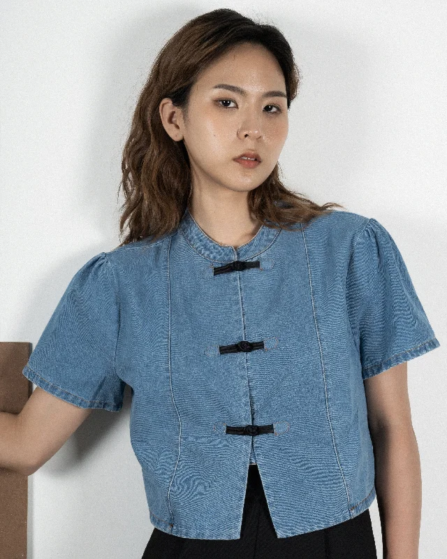 Weekend Shopping Extravaganza Mandarin Collar Denim Top (Denim)