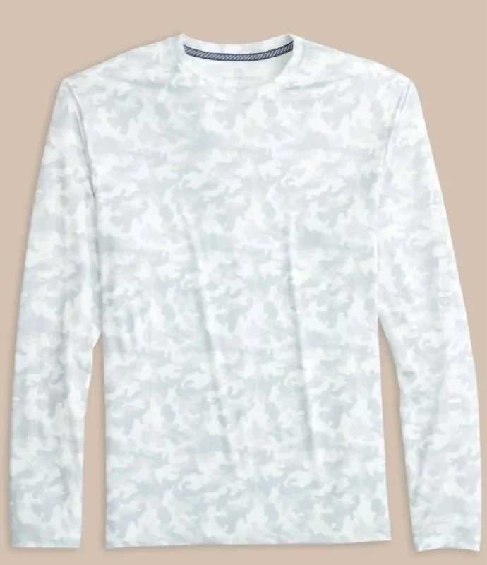 Holiday Sale Island Camo Long Sleeve Performance T-Shirt In Classic White
