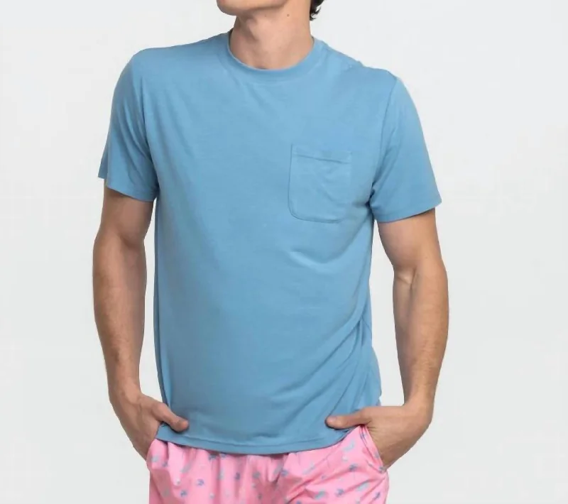 Deep Discounts Max Comfort Pocket Tee In Marine Blue