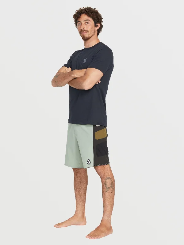 Weekend Offers That Please Surf Vitals Yago Dora Trunks - Seagrass Green